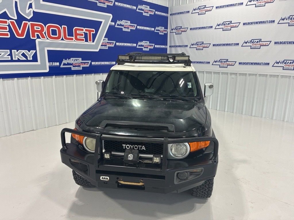 Used 2014 Toyota FJ Cruiser 4WD w/ Convenience Package image 12