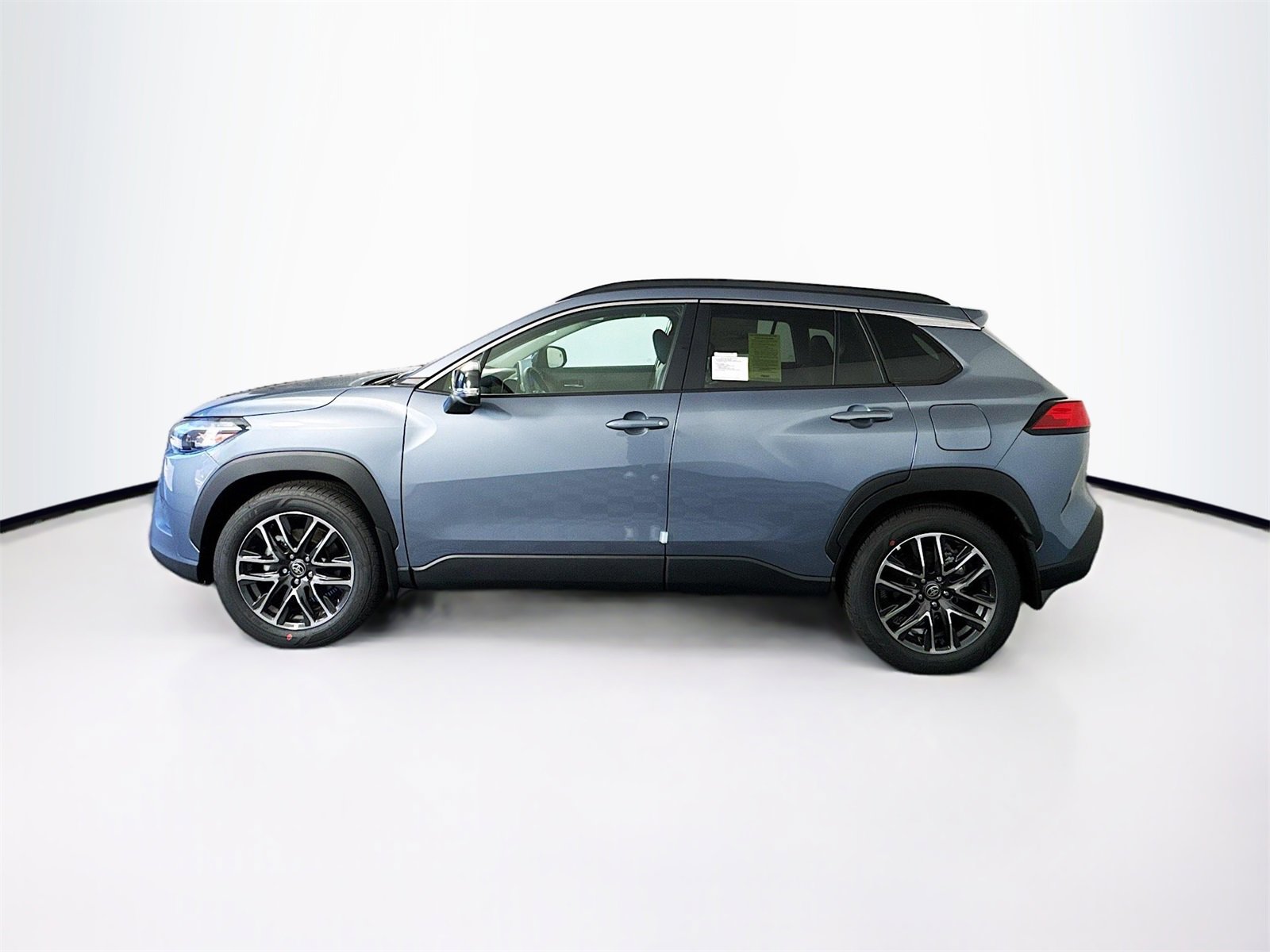 New 2026 Toyota Corolla Cross XLE image 3