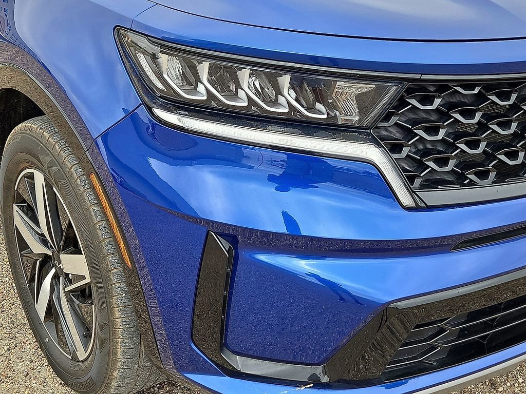 Used 2022 Kia Sorento S w/ Panoramic Sunroof Package FWD image 6