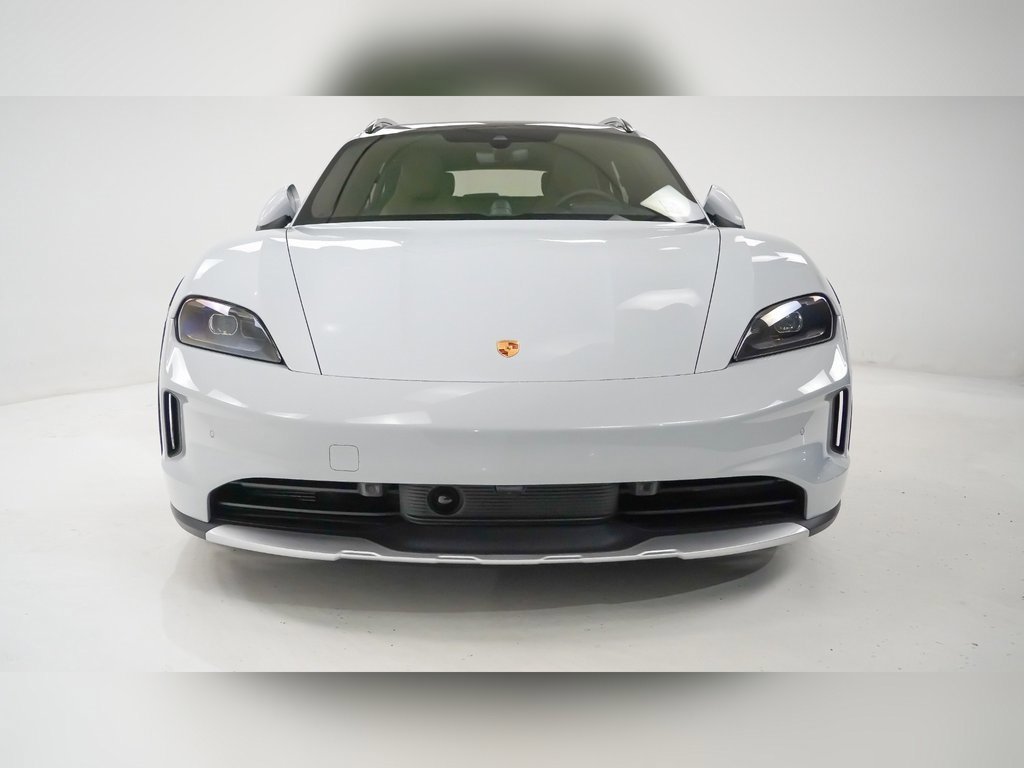 Certified 2025 Porsche Taycan 4S image 6