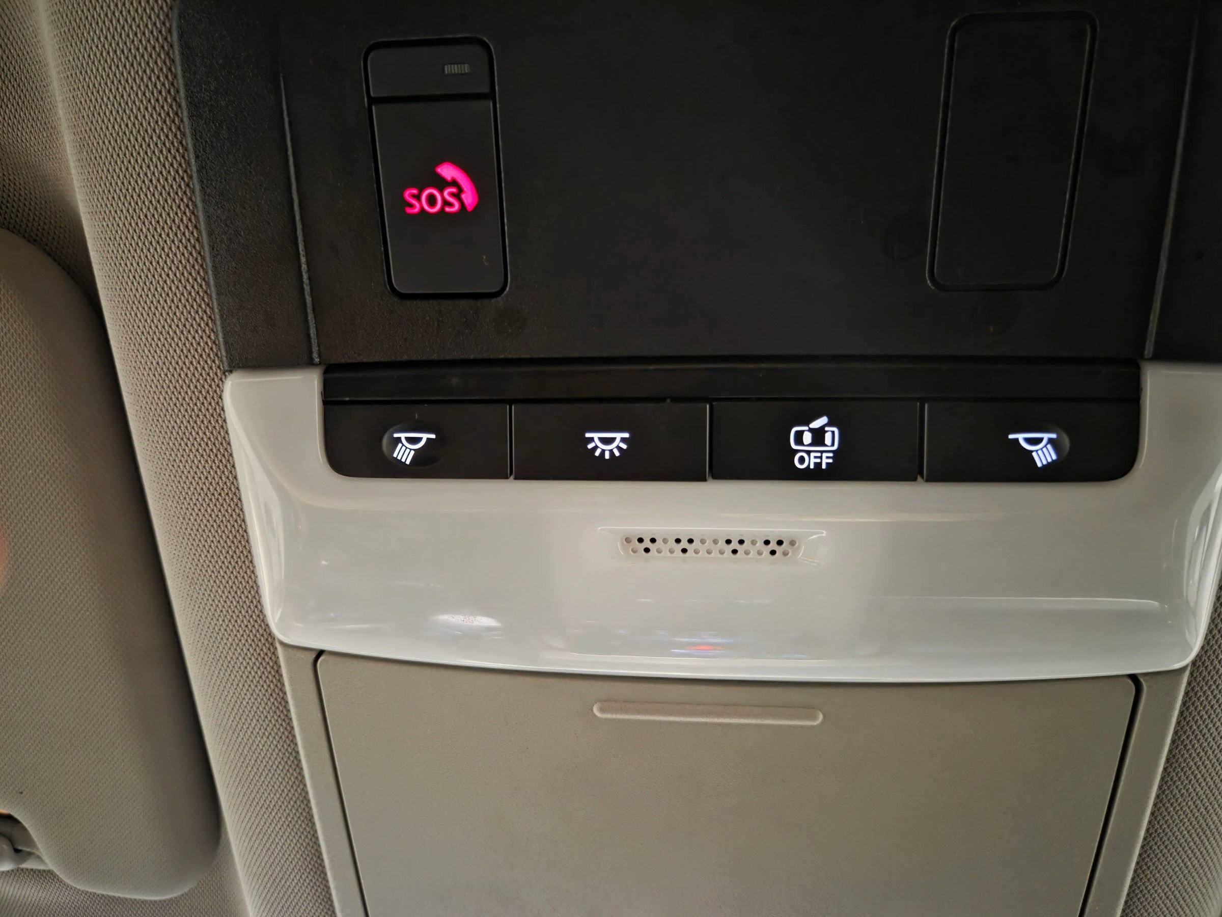 Used 2025 Nissan Rogue SV FWD image 28