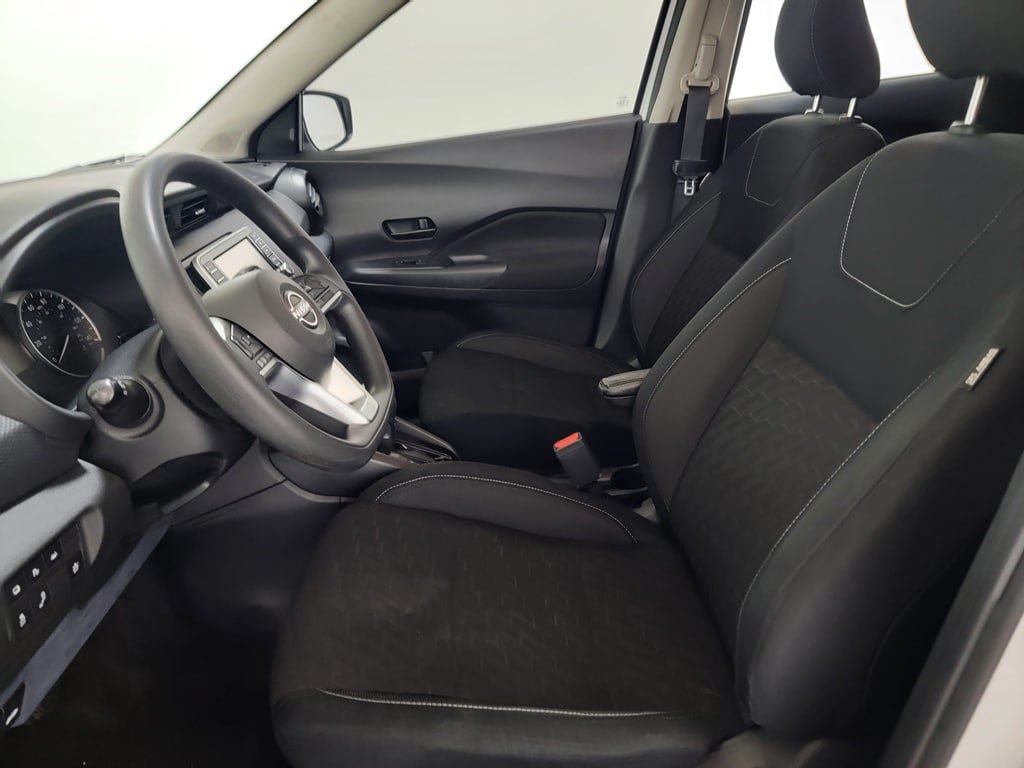 Used 2022 Nissan Kicks S FWD image 14