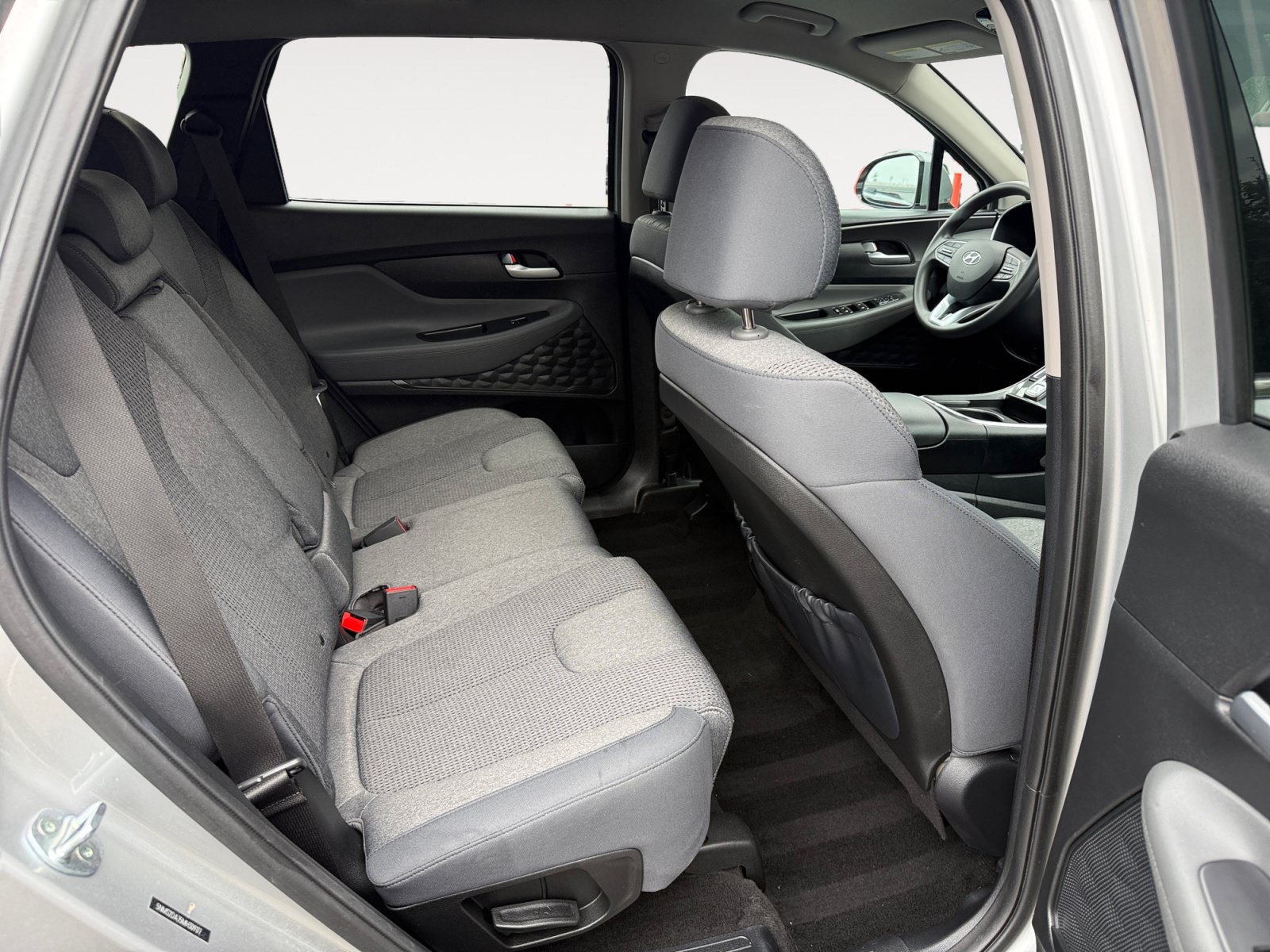 Used 2021 Hyundai Santa Fe SEL AWD/4WD image 18