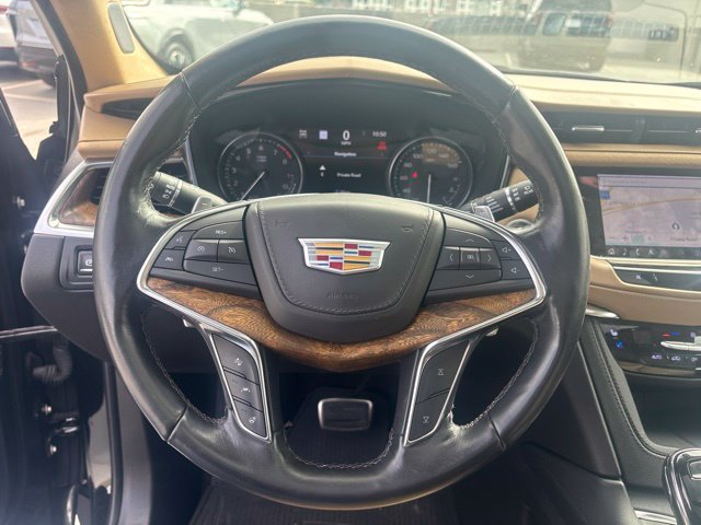Used 2023 Cadillac XT5 Sportv w/ Platinum Package AWD/4WD image 8