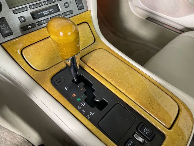 Used 2002 Lexus SC 430 Convertible image 7