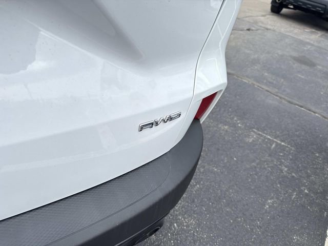 Used 2022 Ford Escape SE w/ SE Sport Appearance Package image 7