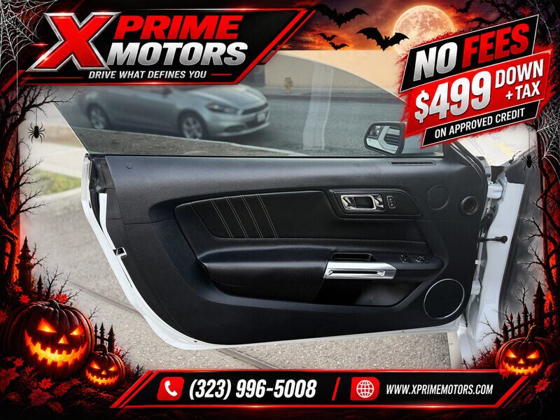 Used 2015 Ford Mustang Premium RWD image 11