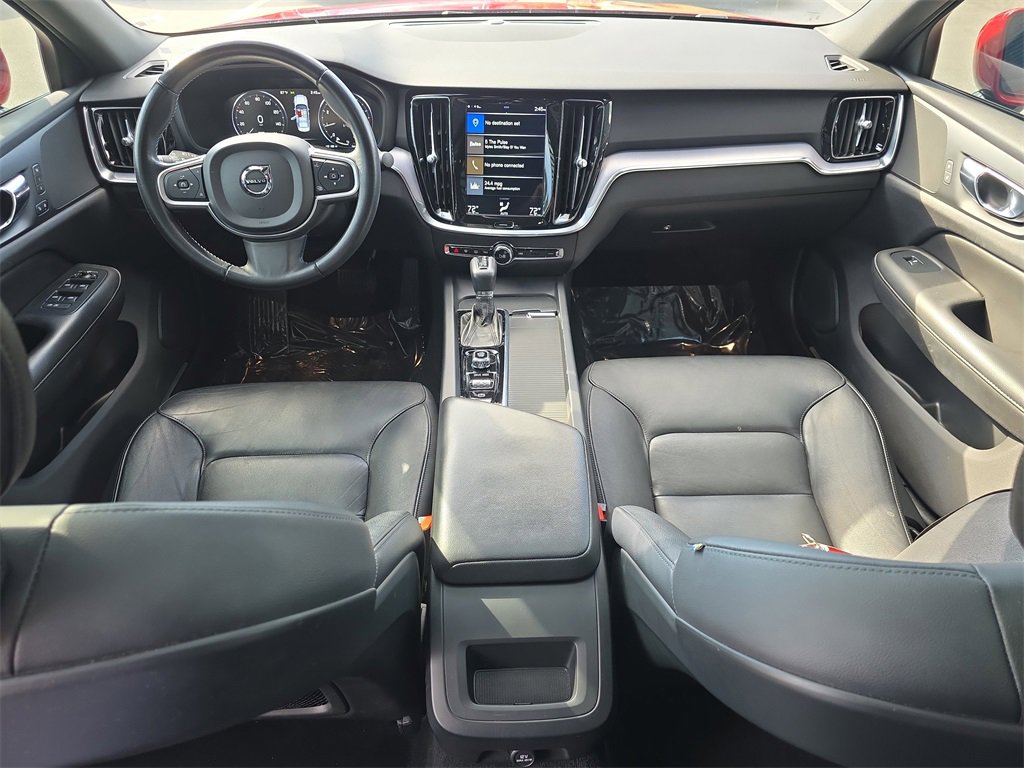 Used 2020 Volvo S60 T5 Momentum image 19