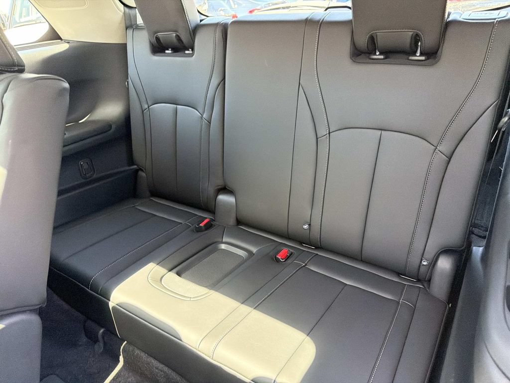 Certified 2026 INFINITI QX60 Pure w/ Cargo Package FWD image 14