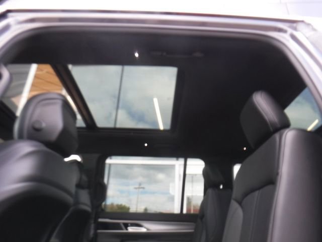 New 2025 Jeep Wagoneer Series II image 14