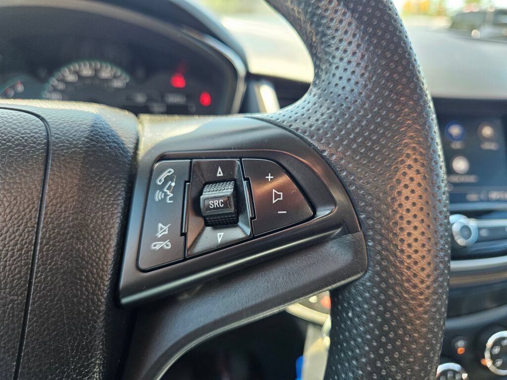 Used 2022 Chevrolet Trax LS w/ Tint and Cruise Package AWD/4WD image 19