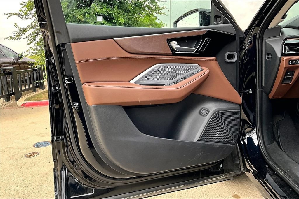 Certified 2025 Acura MDX SH-AWD w/ Advance Package image 21