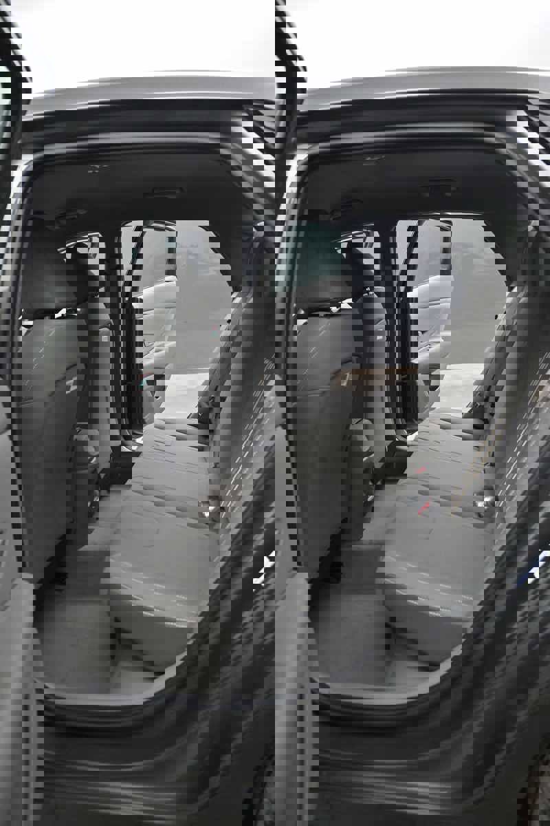 New 2026 Hyundai Elantra Sport image 14