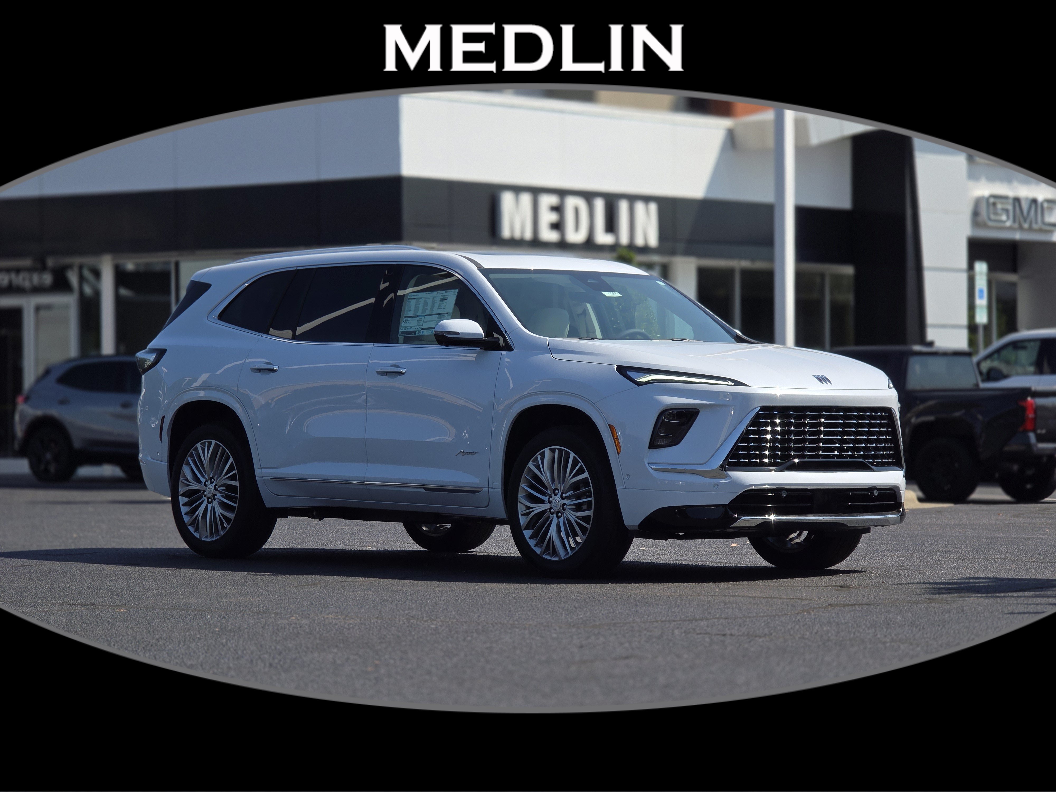 New 2027 Buick Enclave Avenir FWD image 1