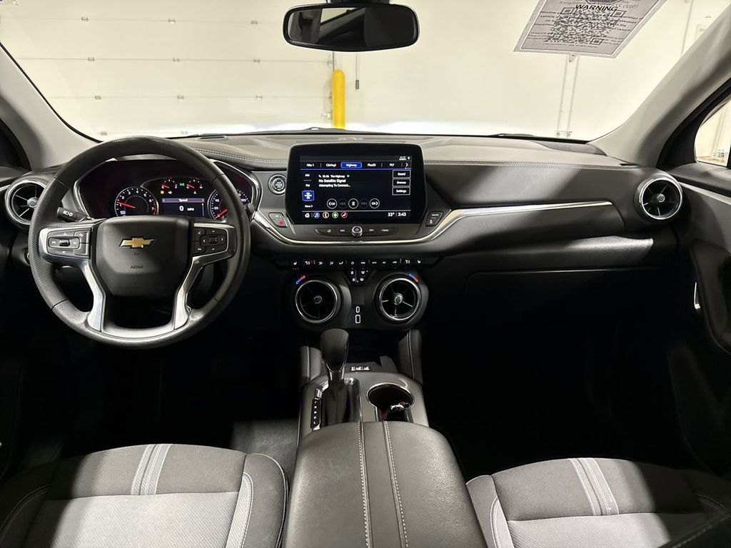 Used 2024 Chevrolet Blazer LT w/ Convenience Package FWD image 10