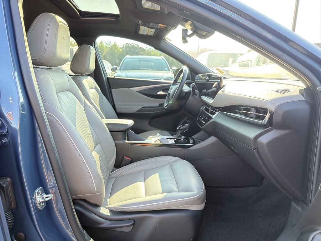 Used 2024 Buick Envista Avenir FWD image 18