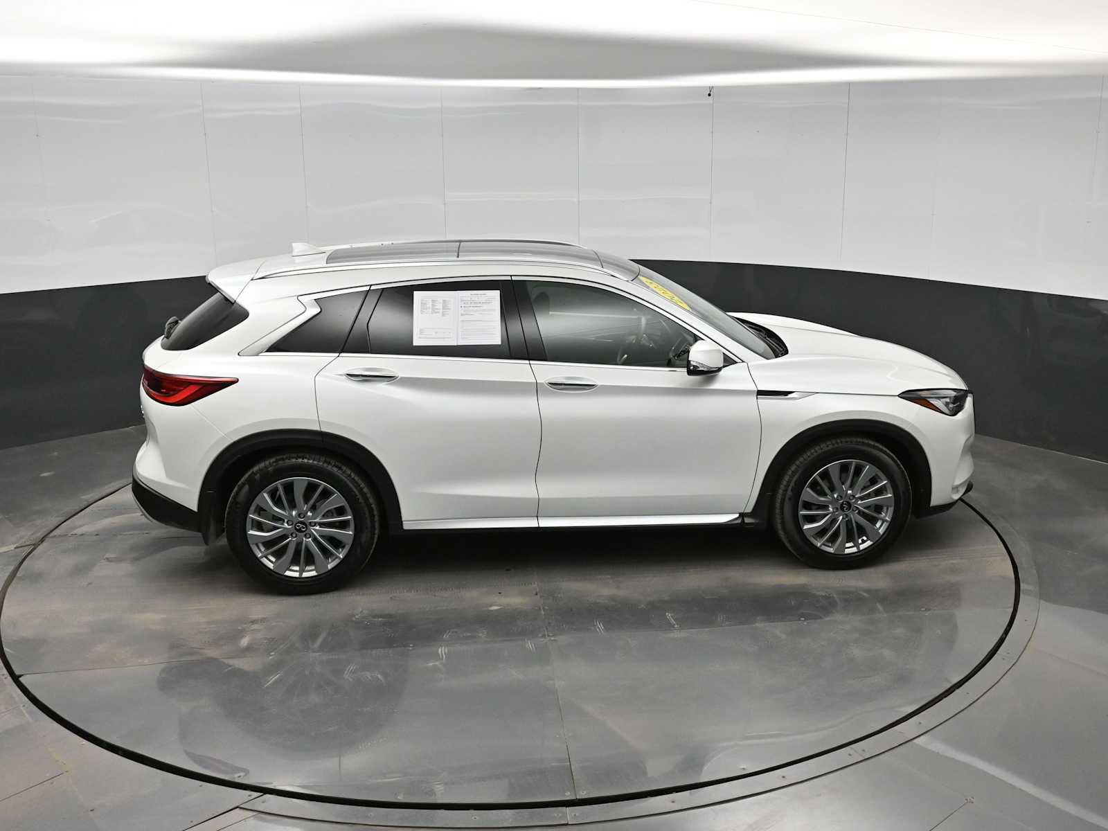 Used 2023 INFINITI QX50 Luxe image 27