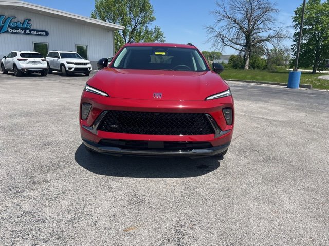 New 2025 Buick Envision Sport Touring image 3