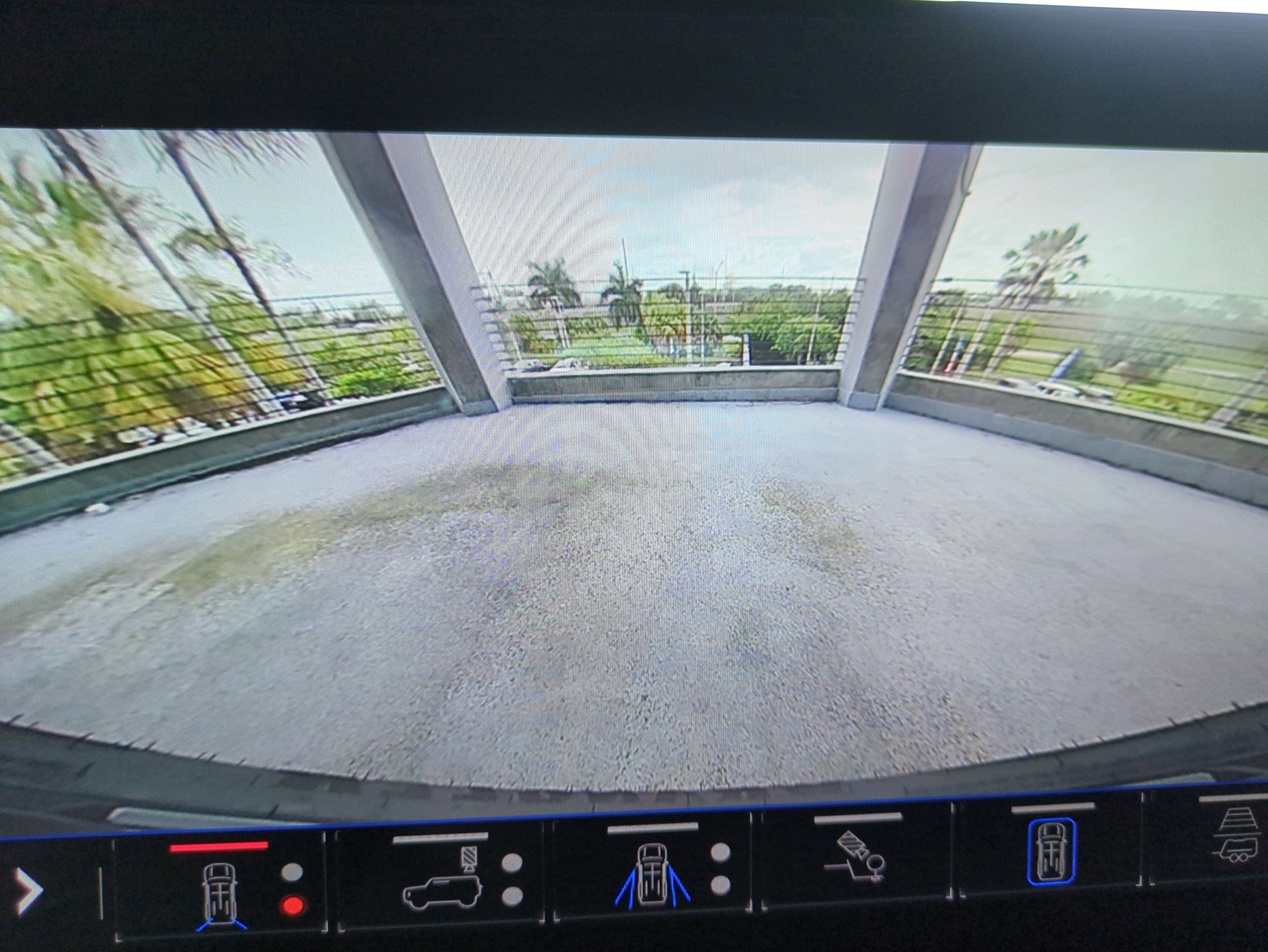 Used 2024 GMC Hummer EV 2X image 23