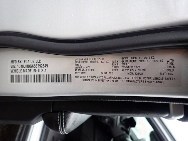 New 2025 Jeep Grand Cherokee Limited w/ MOPAR Finishing Package image 16