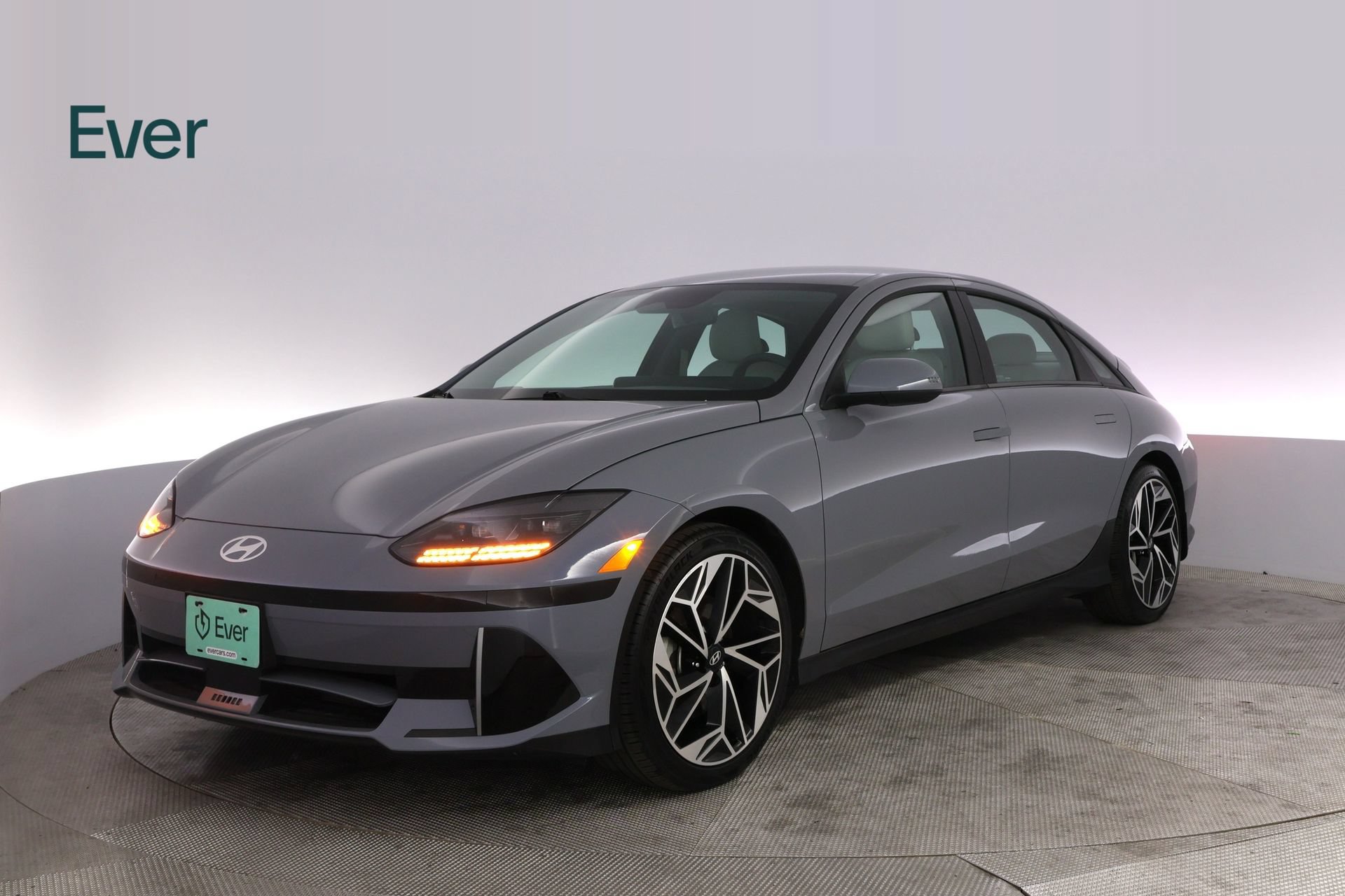 Used 2024 Hyundai Ioniq 6 SEL RWD image 2