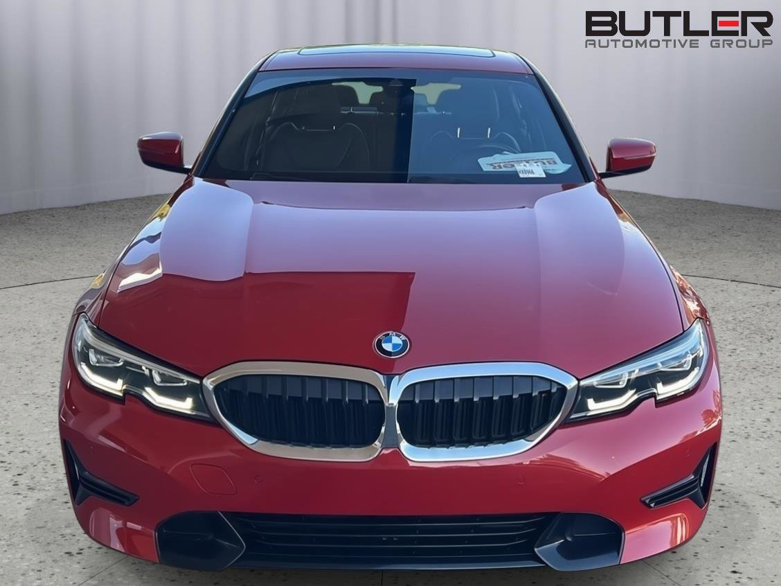 Used 2021 BMW 330i xDrive Sedan w/ Premium Package AWD/4WD image 9