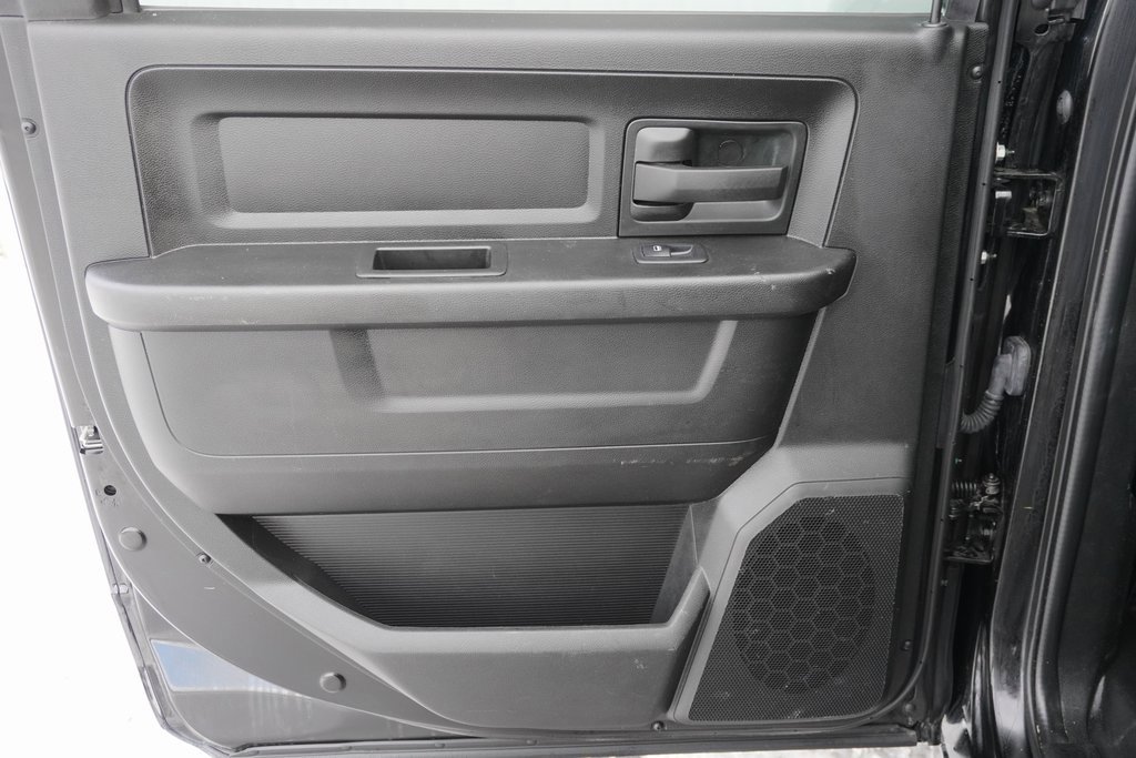 Used 2021 RAM 3500 Tradesman w/ Chrome Appearance Group image 23