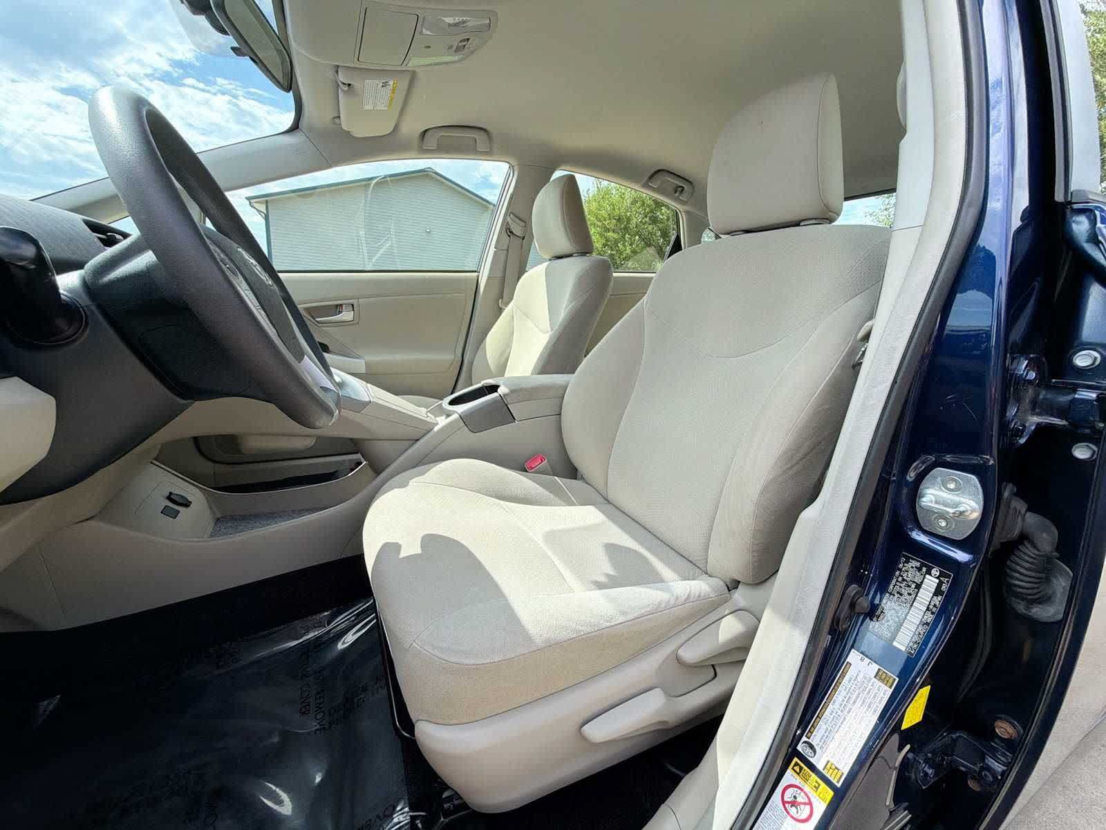Used 2012 Toyota Prius Two FWD image 13