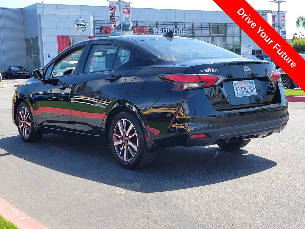 Used 2025 Nissan Versa SV w/ Trunk Package FWD image 3