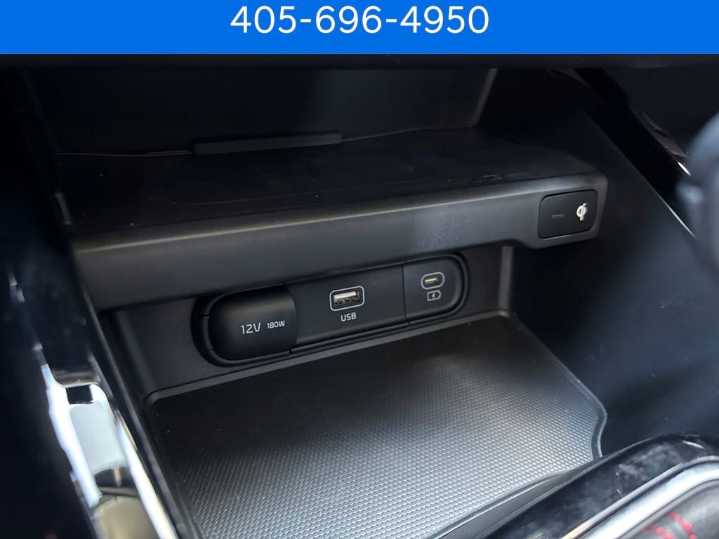 Used 2024 Kia Soul GT-Line w/ GT-Line Technology Package image 27