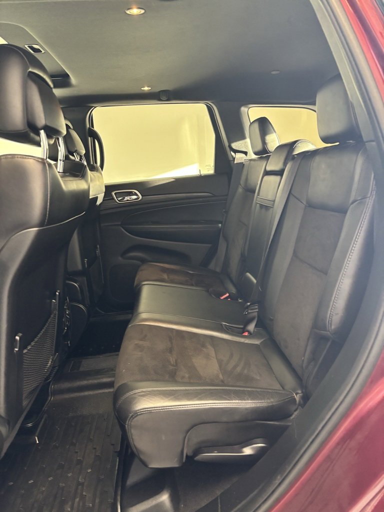 Used 2020 Jeep Grand Cherokee Altitude image 23