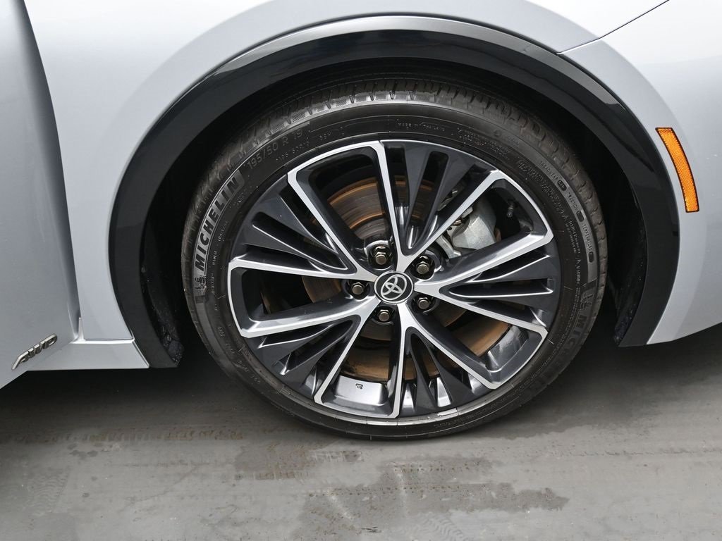 Certified 2024 Toyota Prius XLE image 35