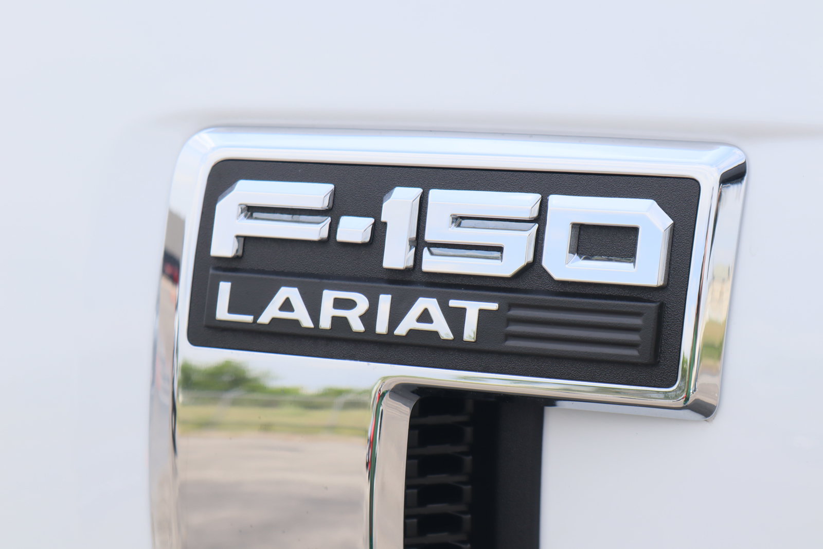 New 2025 Ford F150 Lariat w/ Equipment Group 502A High AWD/4WD image 13