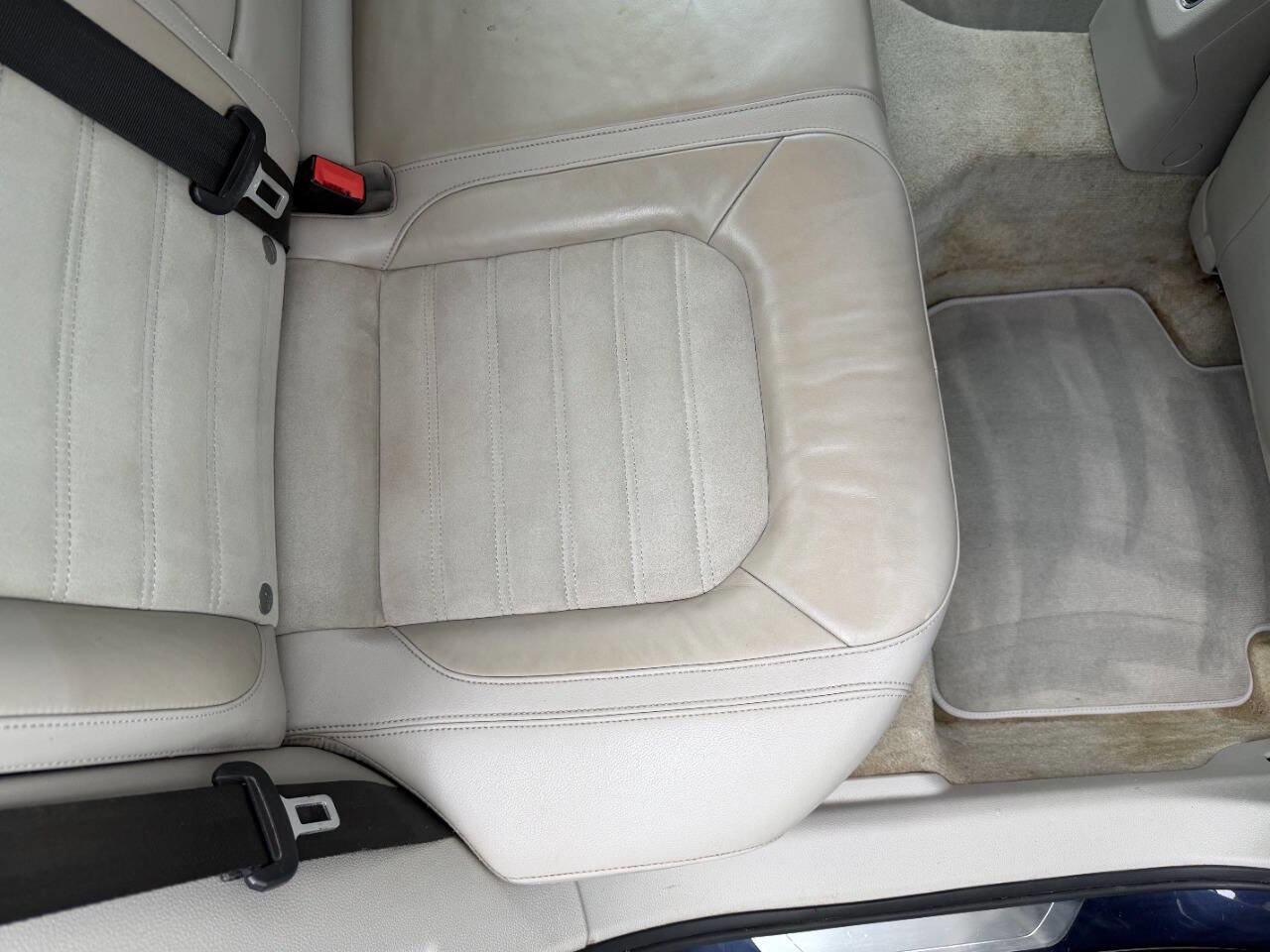 Used 2015 Volkswagen Passat TDI SEL Premium image 25