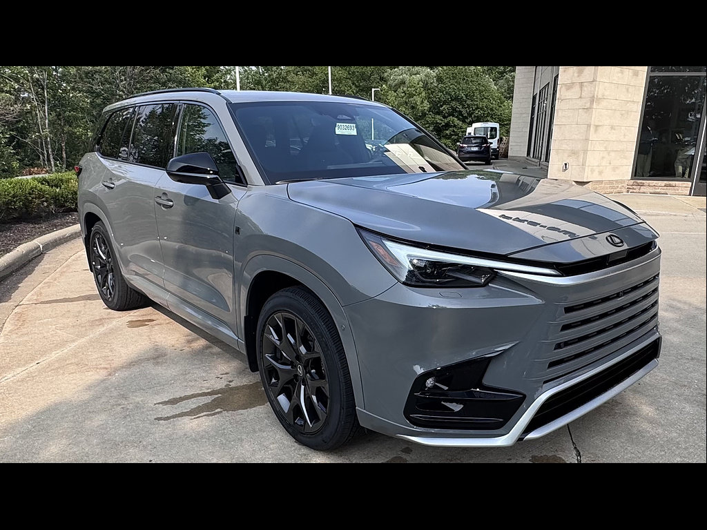 New 2026 Lexus TX 500h AWD w/ Technology Package image 7