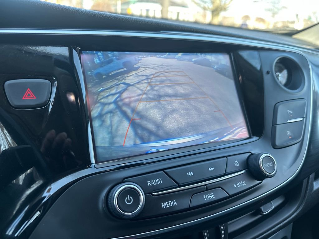 Used 2019 Buick Envision Essence AWD/4WD image 10
