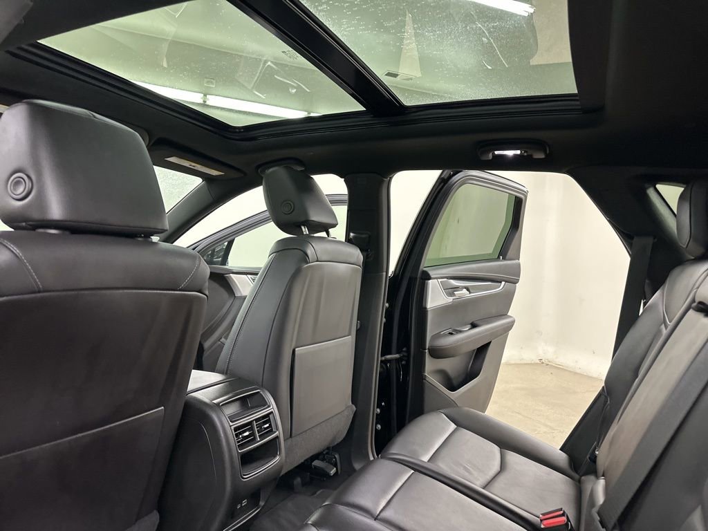 Certified 2025 Cadillac XT5 Premium Luxury image 26