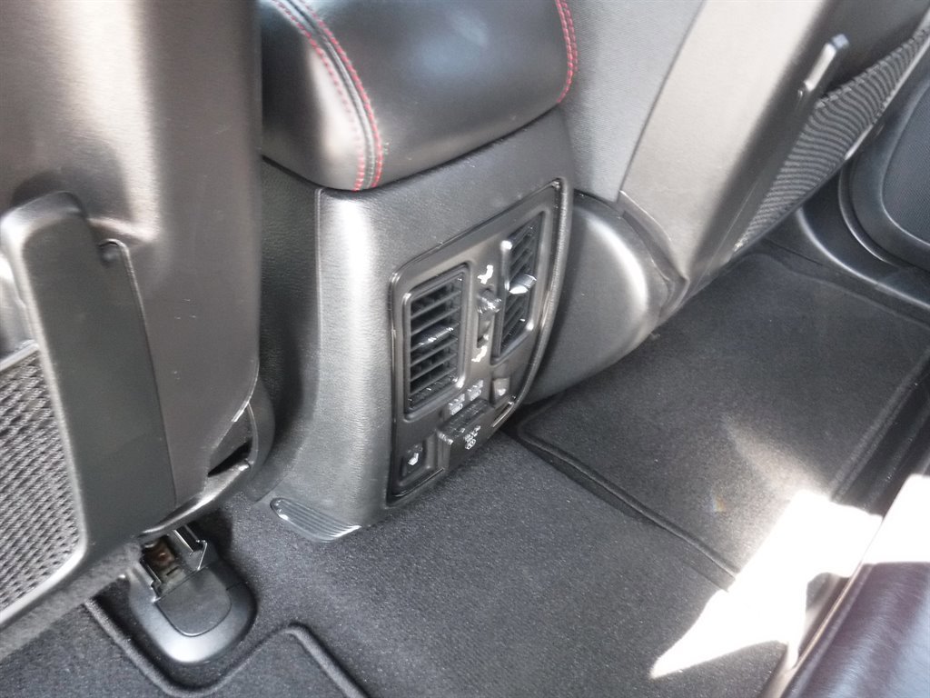 Used 2024 Dodge Durango GT image 11