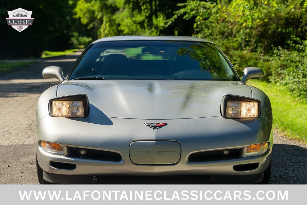 Used 1999 Chevrolet Corvette Coupe RWD image 71