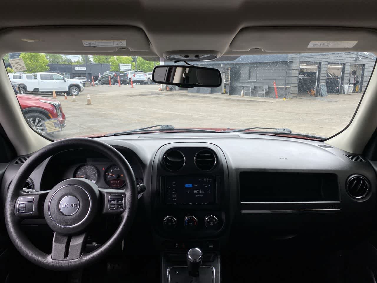 Used 2015 Jeep Patriot Sport w/ Power Value Group AWD/4WD image 13