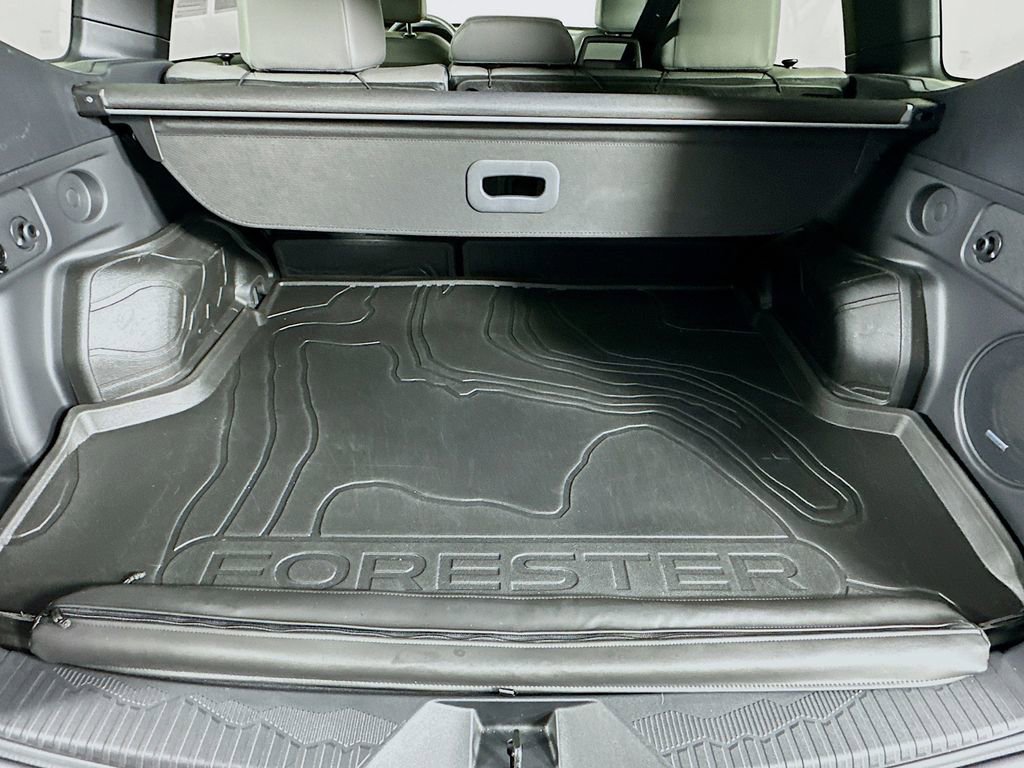 Certified 2025 Subaru Forester Limited image 35