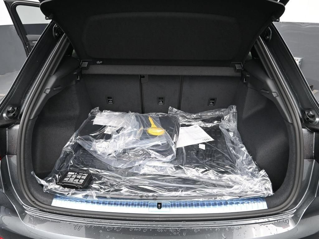 New 2025 Audi Q3 2.0T Premium Plus AWD/4WD image 11
