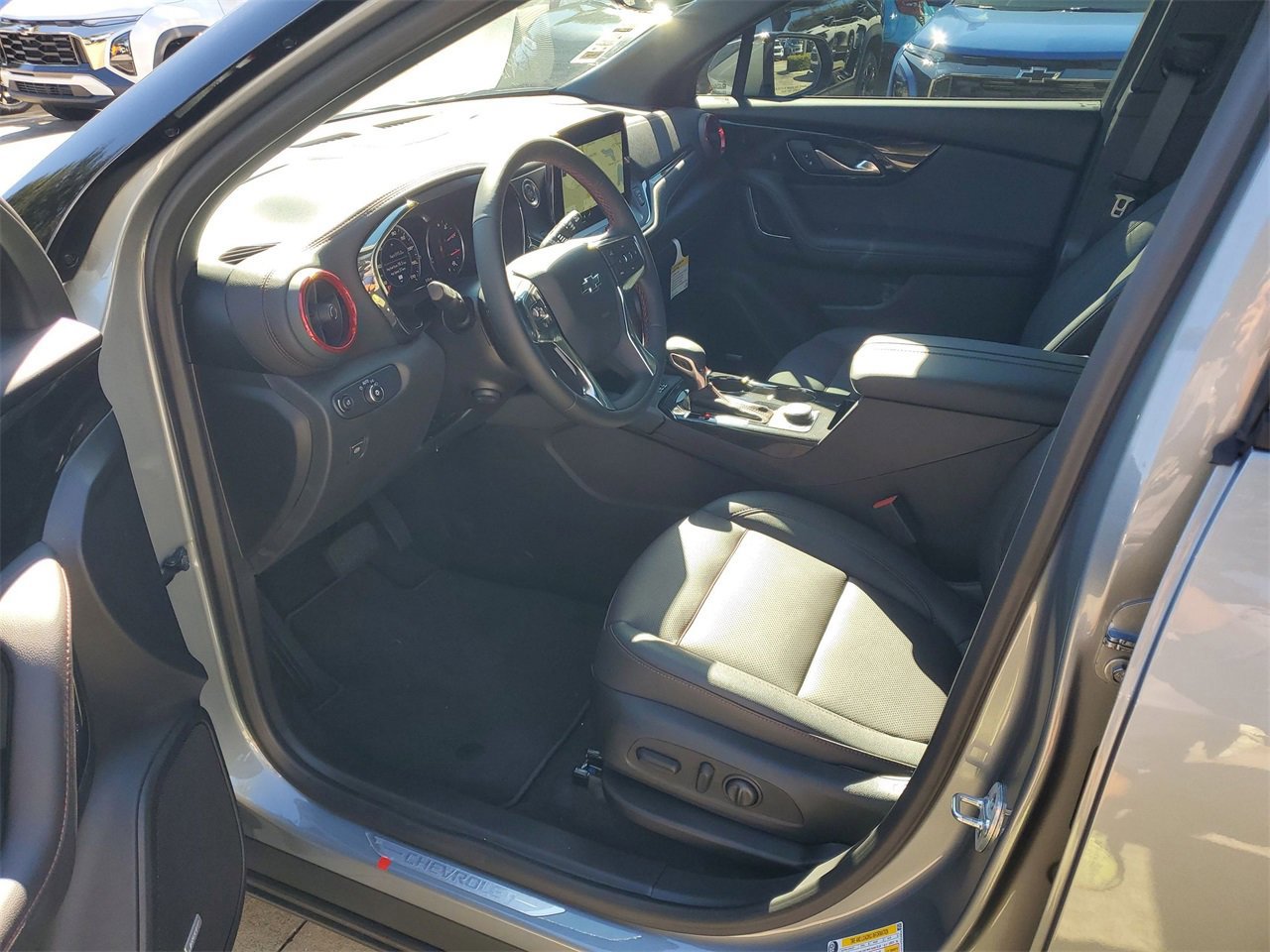 Used 2025 Chevrolet Blazer RS w/ Driver Confidence II Package image 18