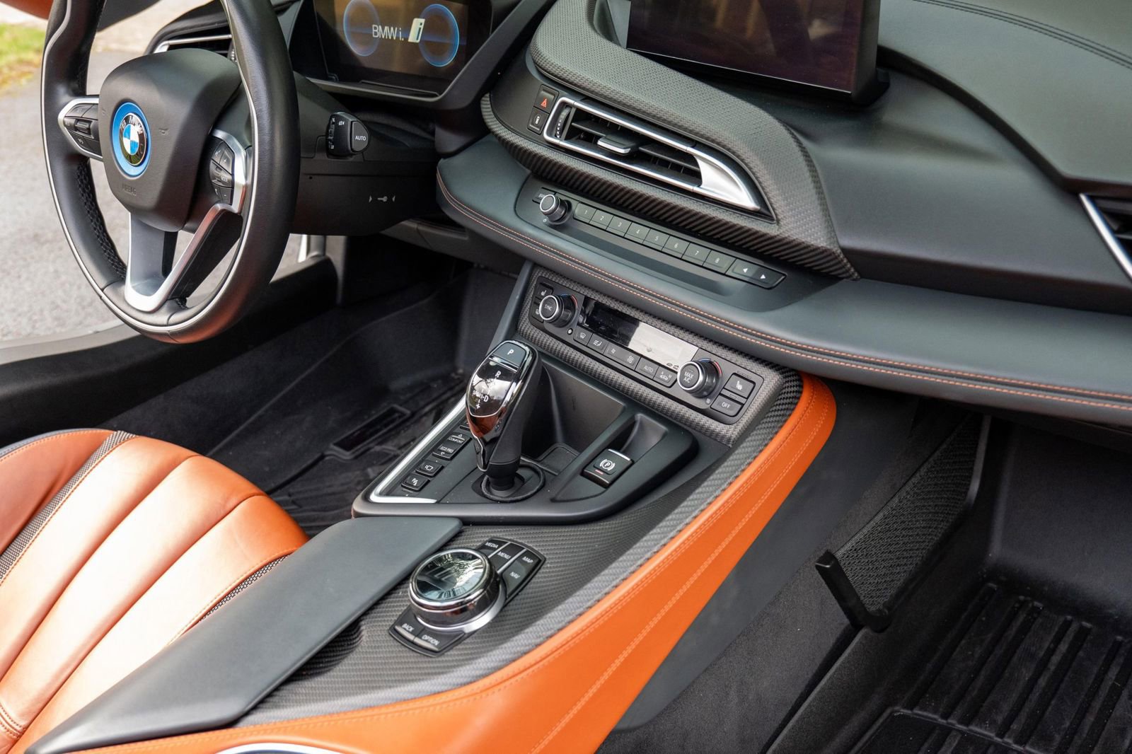 Used 2019 BMW i8 Roadster AWD/4WD image 50