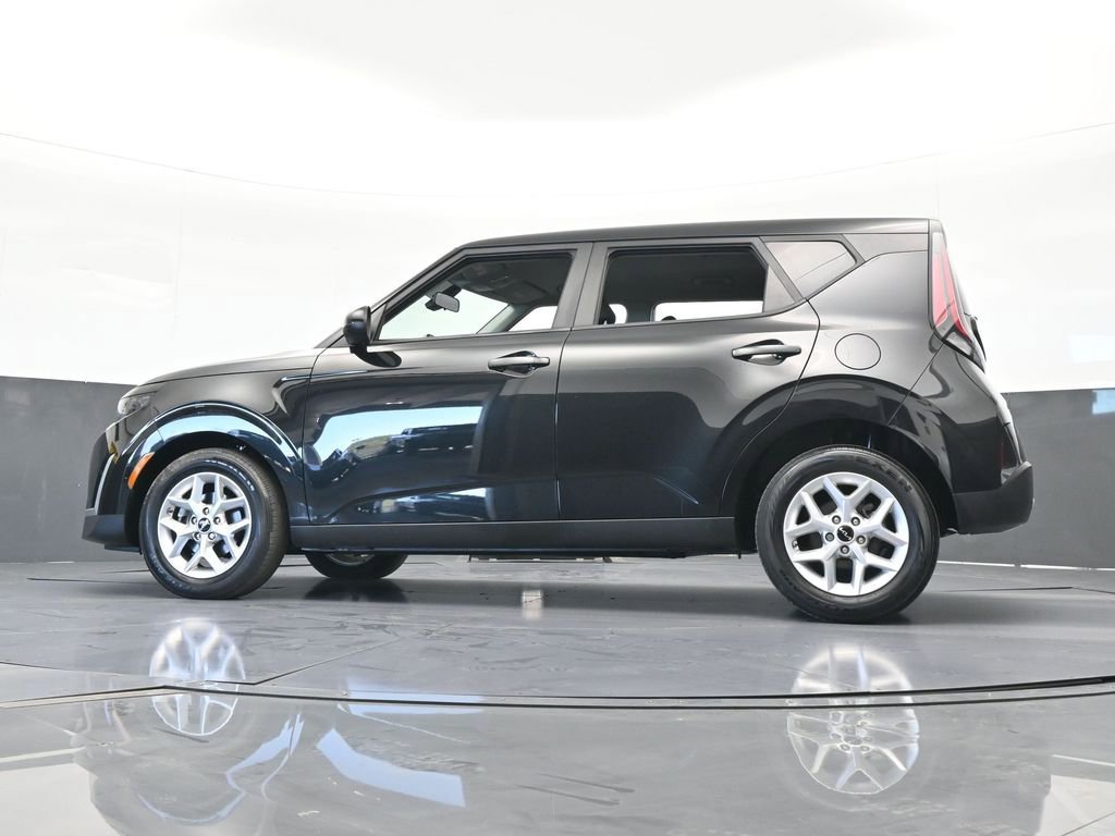 Used 2023 Kia Soul LX w/ Option Group 015 image 50