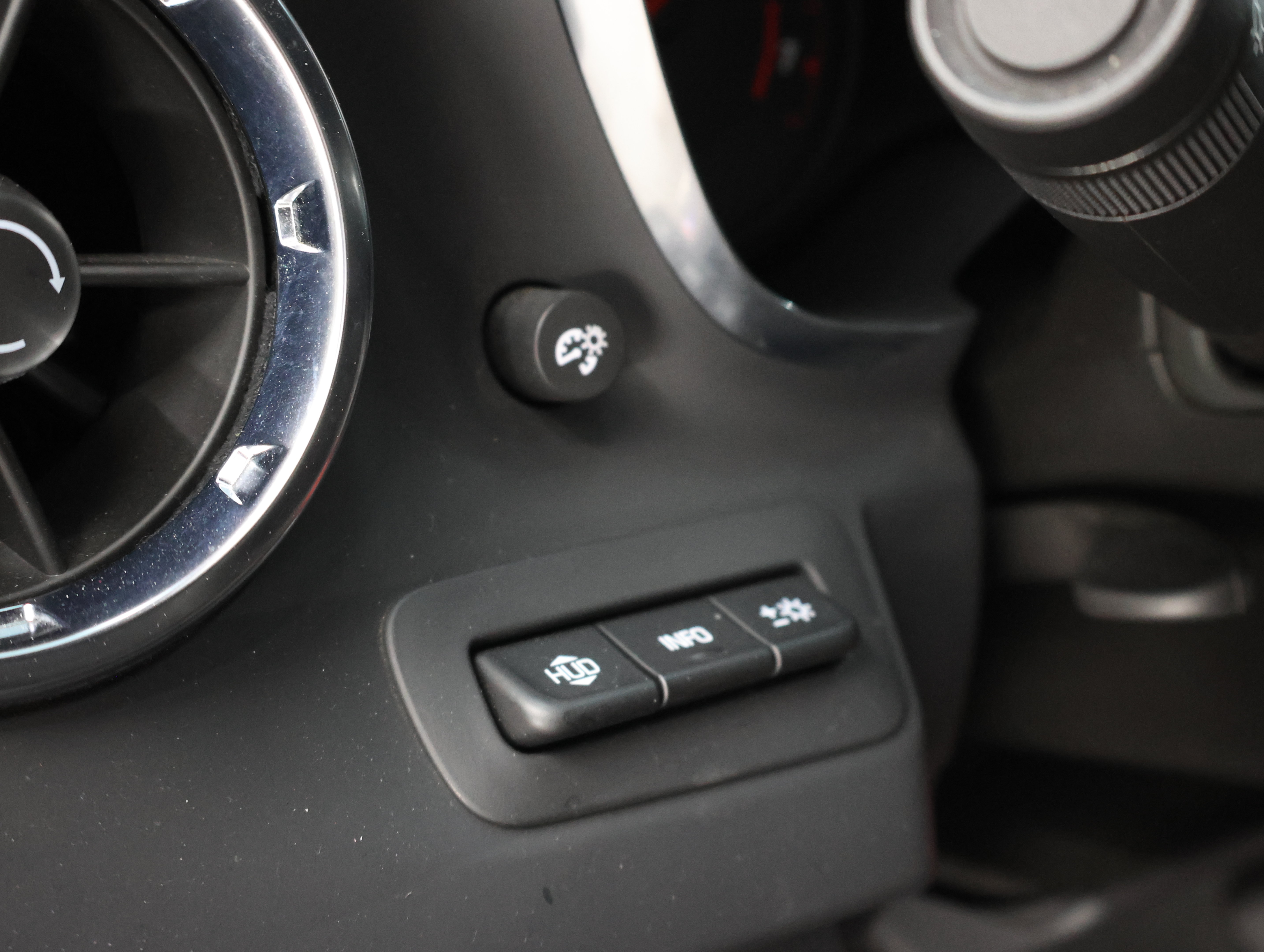 Used 2023 Chevrolet Camaro ZL1 RWD image 39