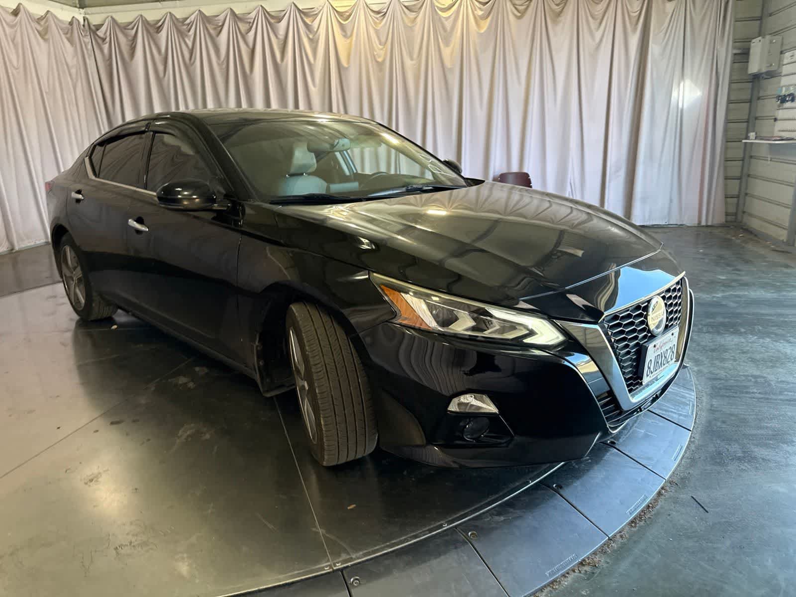 Used 2019 Nissan Altima 2.5 SL FWD image 3