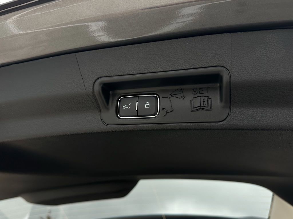 New 2026 Ford Explorer Active image 55