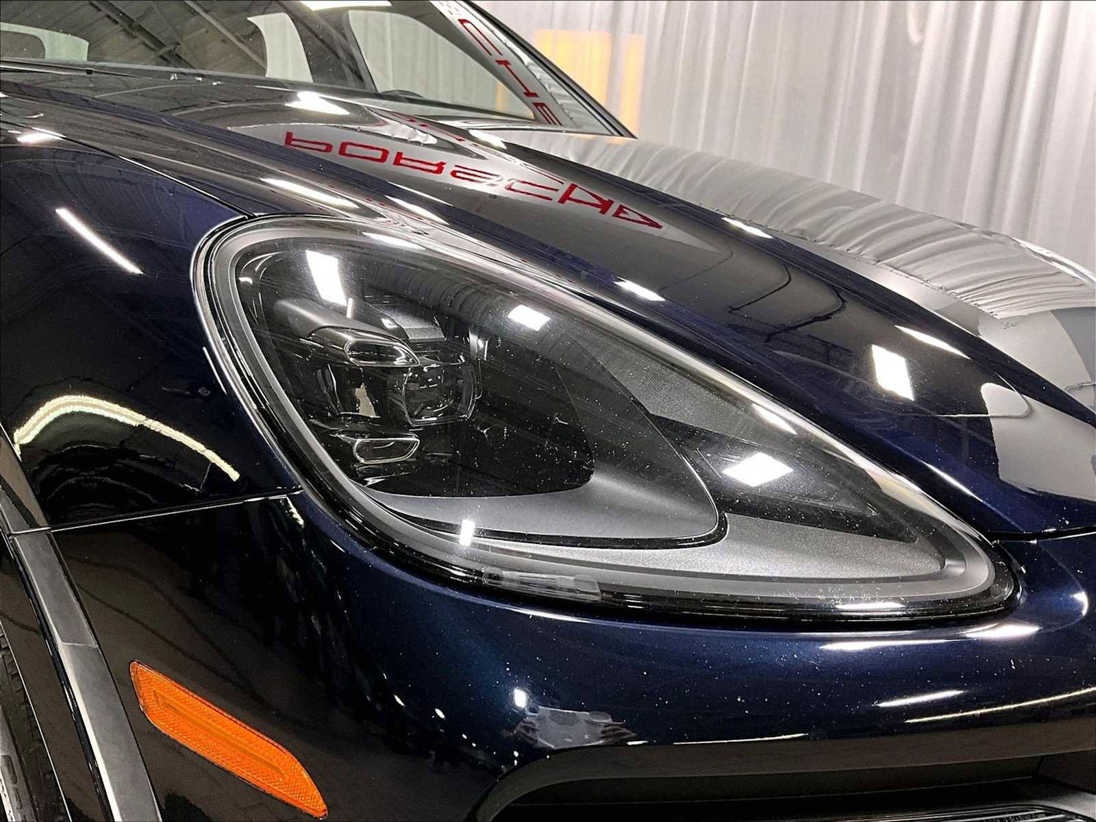 Used 2023 Porsche Cayenne image 15