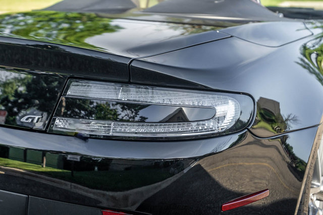 Used 2015 Aston Martin V8 Vantage GT RWD image 83